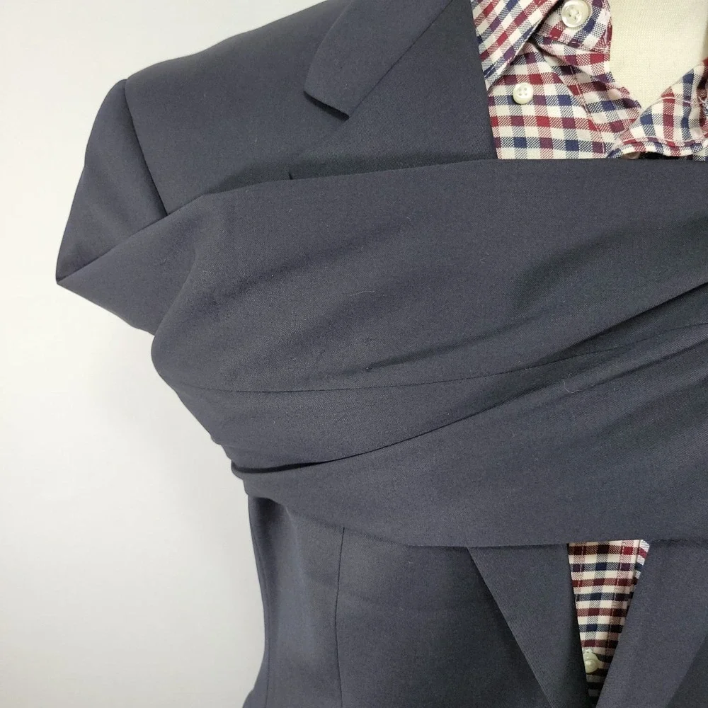 Van Heusen Men's‎ Sport Coat Blazer Two Button Navy Blue Wool Size 40L